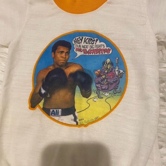 VERY RARE!!  “Muhammad Ali” Infants t-shirt. NWOT - Picture 3 of 3